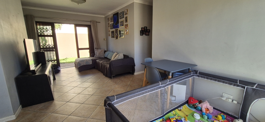 2 Bedroom Property for Sale in Parklands Western Cape